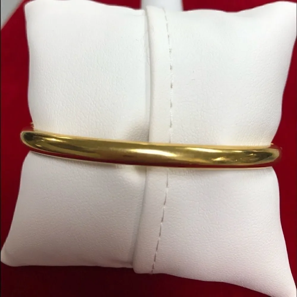 Vintage Napier signed Pearl Bangle gold-tone Bracelet